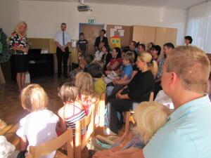 V Košani z ravnateljico in županom1